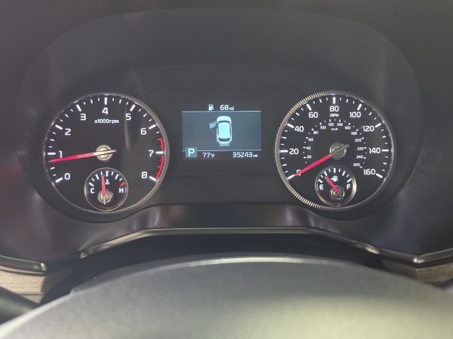 Used 2022 Black Kia EX image 30