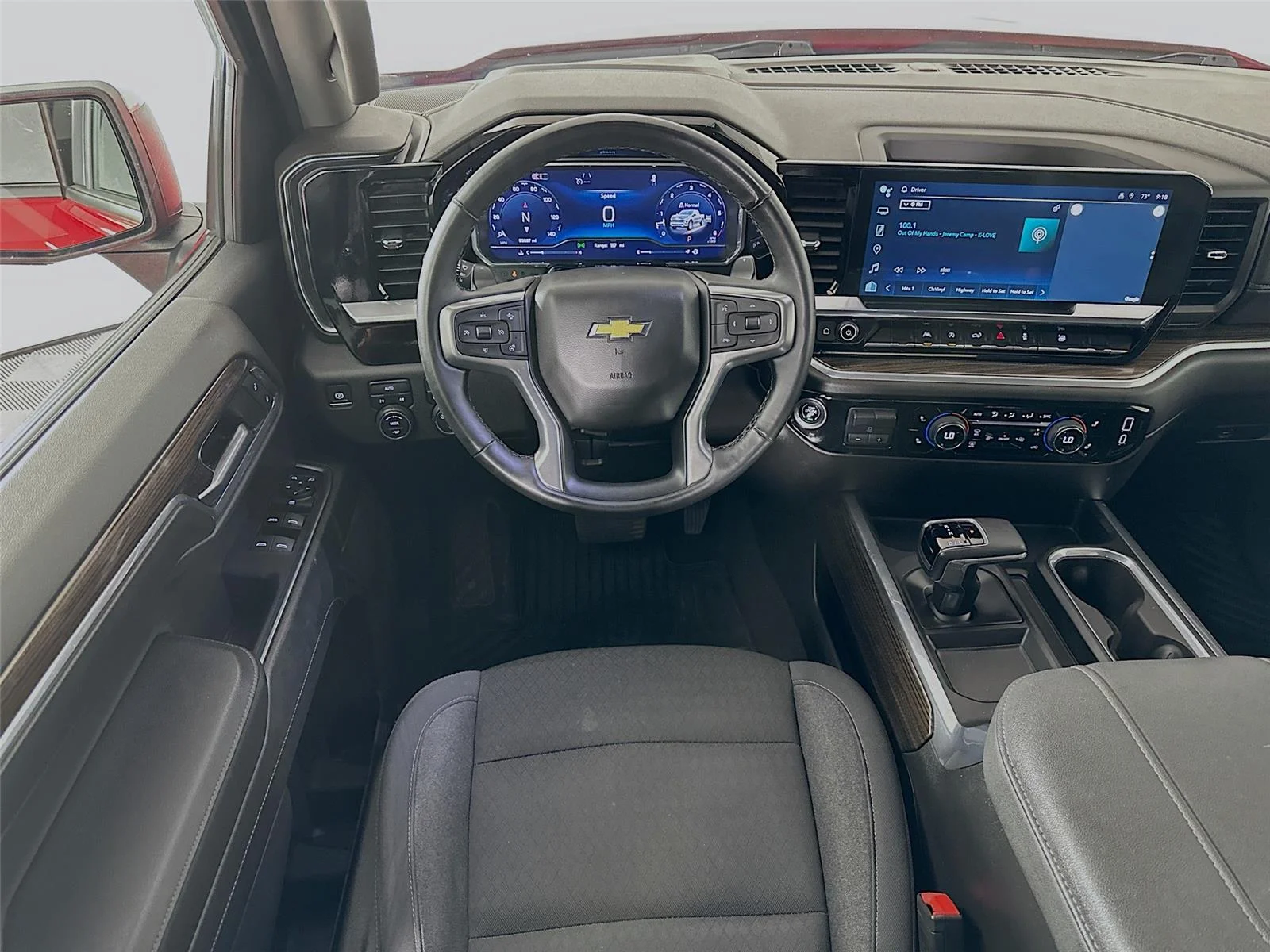 Used 2024 Chevrolet Silverado 1500 LT with VIN 1GCUDDED7RZ300751 for sale in Winona, Minnesota