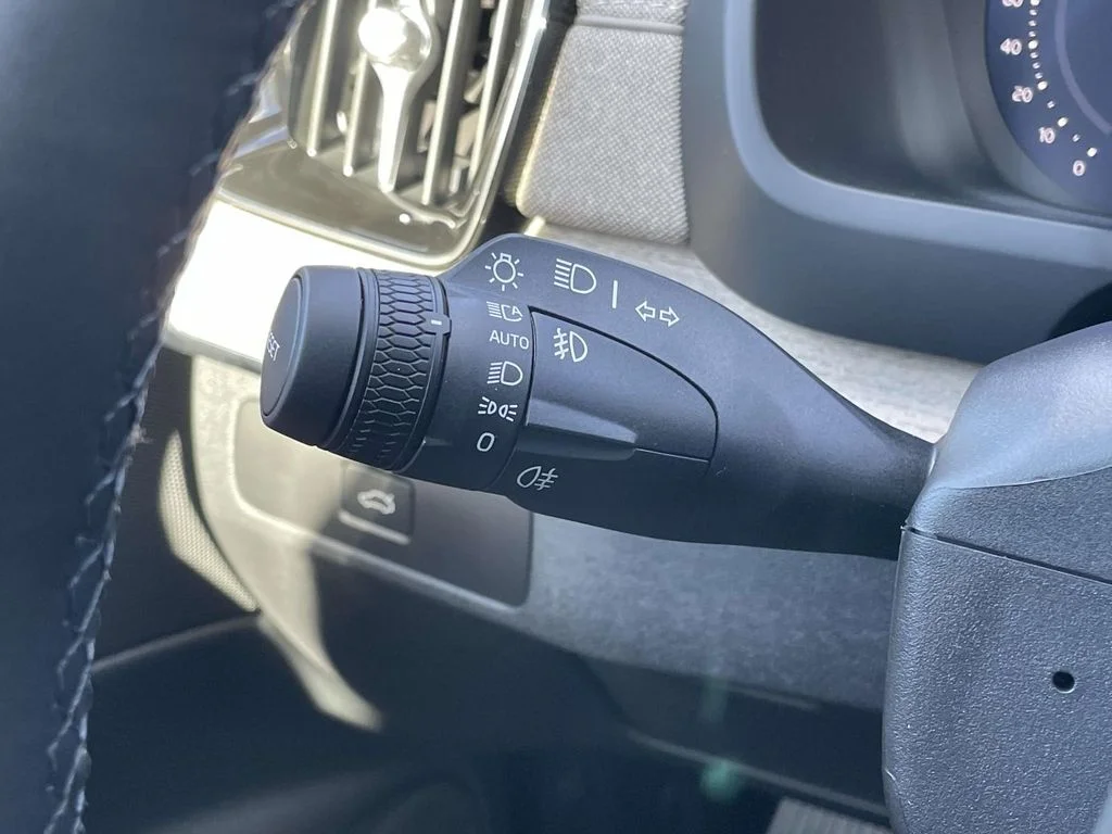 2026 Volvo XC90 Plus - Photo 13