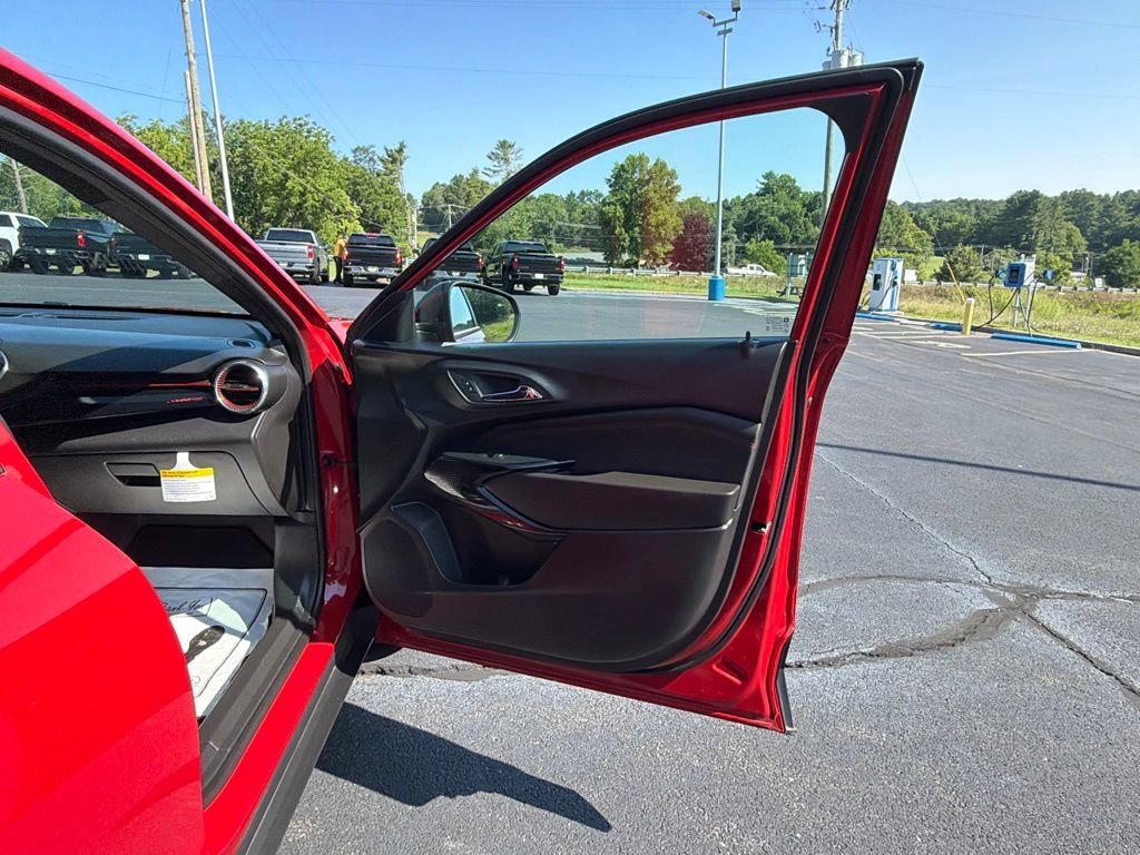 2026 Chevrolet Trax RS - Photo 31