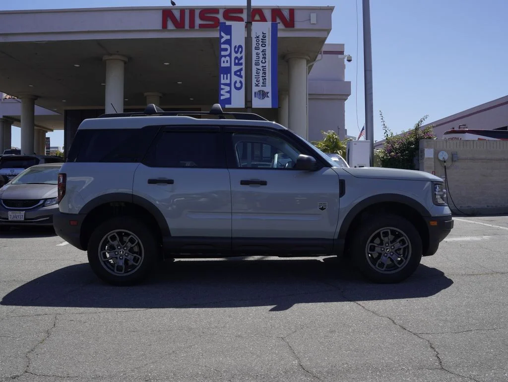 Used 2021 Green Ford Big Bend image 2