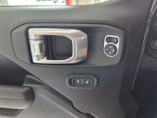 Certified Used 2025 Black Jeep Willys image 22