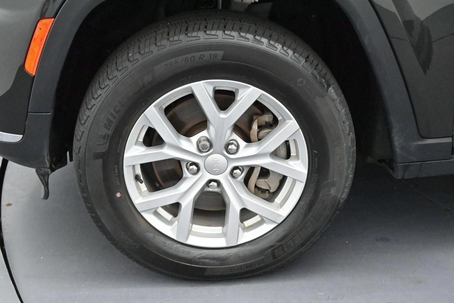 Used 2023 Rocky Mountain Pearlcoat Jeep Limited image 42