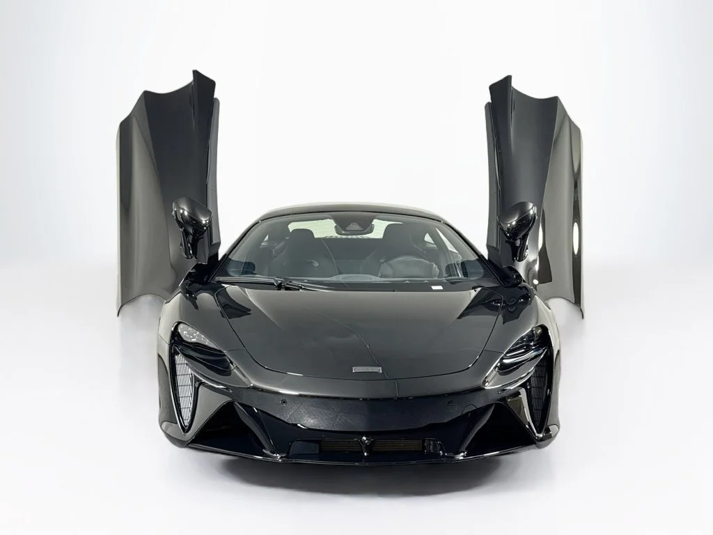 New 2026 Onyx Black McLaren  image 25