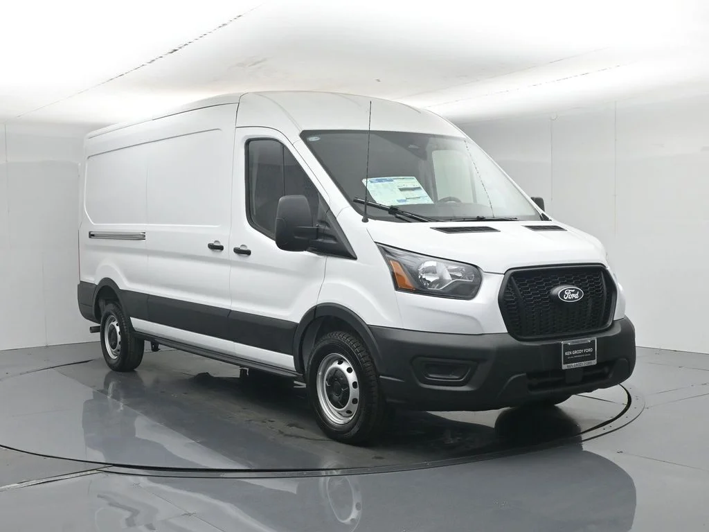 New 2026 Oxford White Ford Base image 1