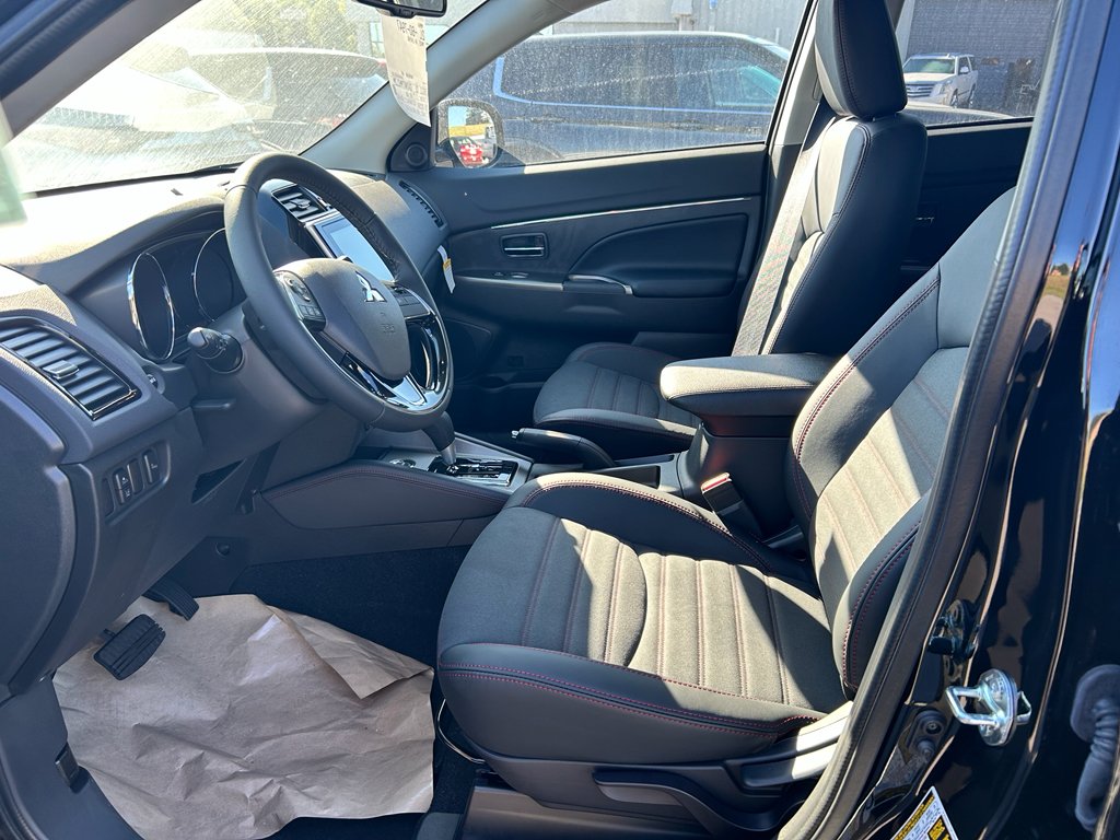 2025 Mitsubishi Outlander Sport SE - Photo 7