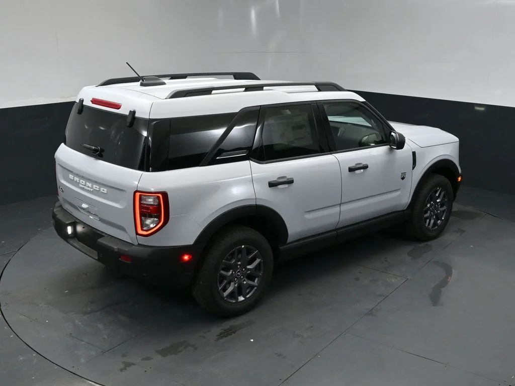 New 2026 White Ford Big Bend image 37