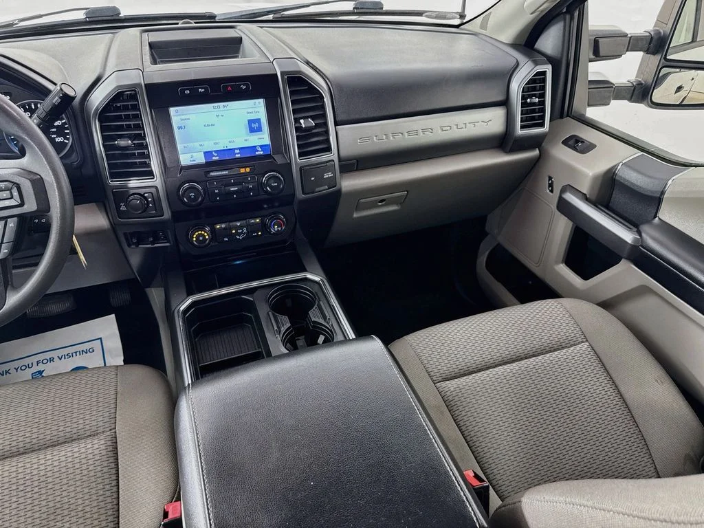 Used 2022 Oxford White Ford XLT image 28