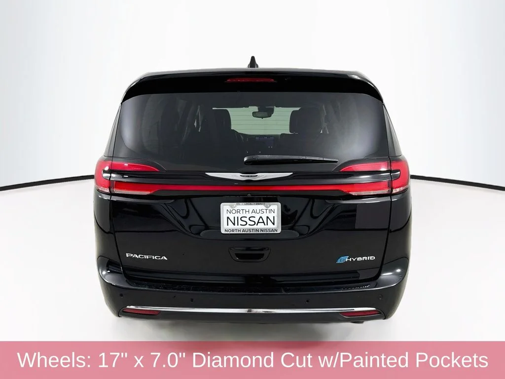Used 2024 Black Chrysler Select image 6