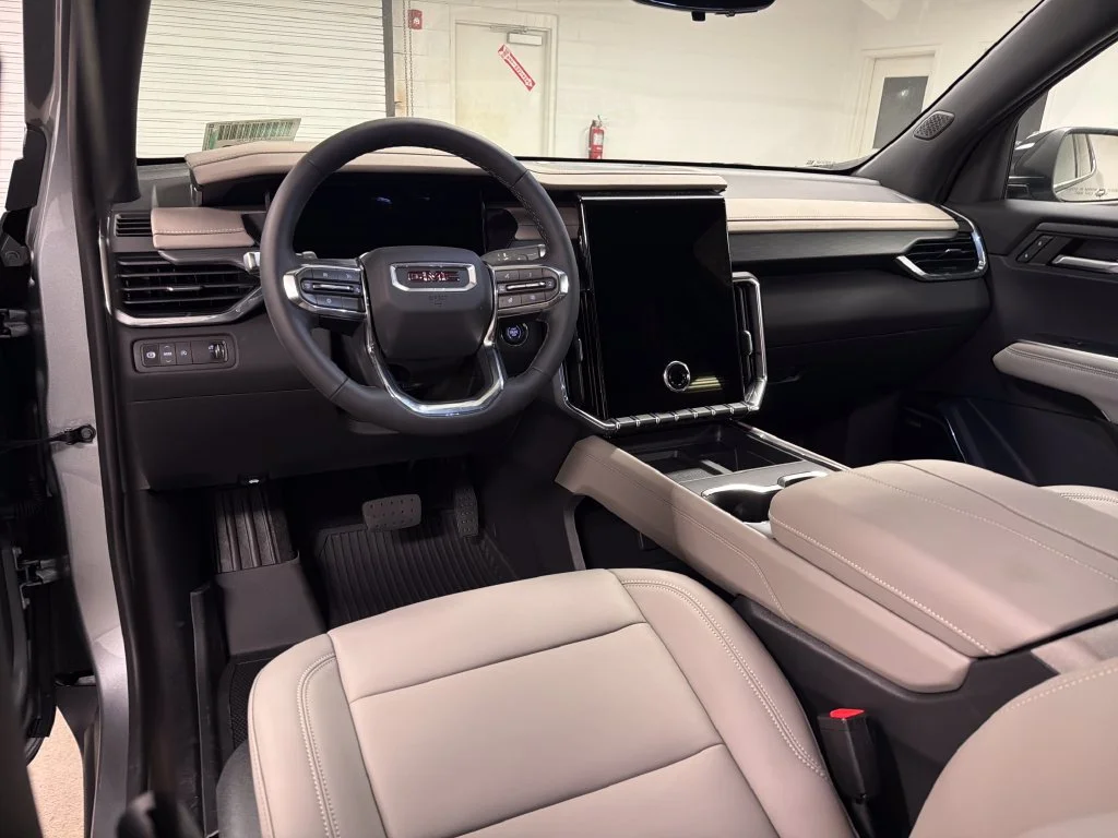 New 2027 Sterling Metallic GMC Elevation image 29