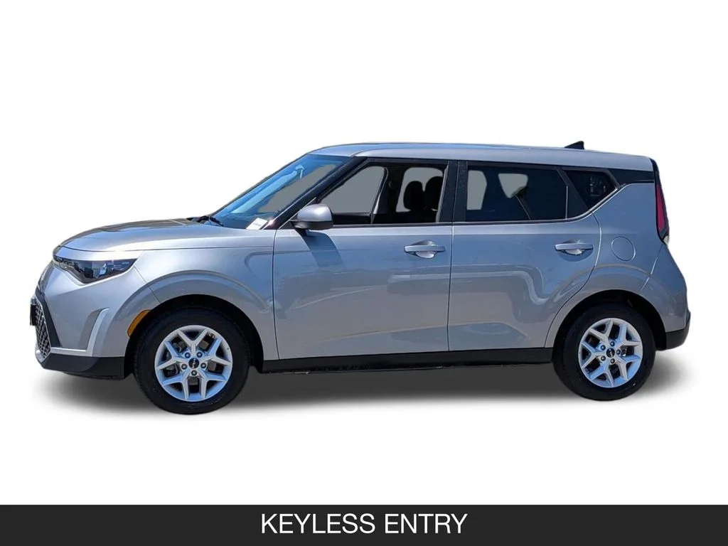 Used 2025 Gray Kia LX image 5
