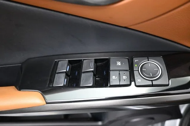 Used 2024 Silver Lexus 300 image 18