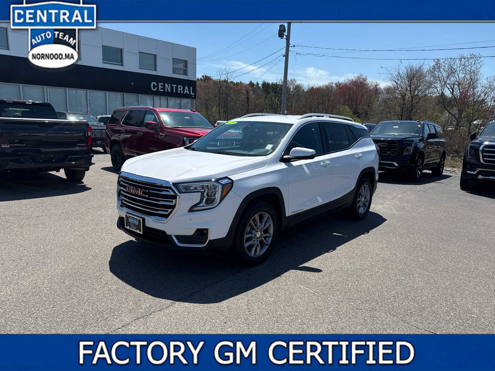 2022 GMC Terrain SLT AWD's photo