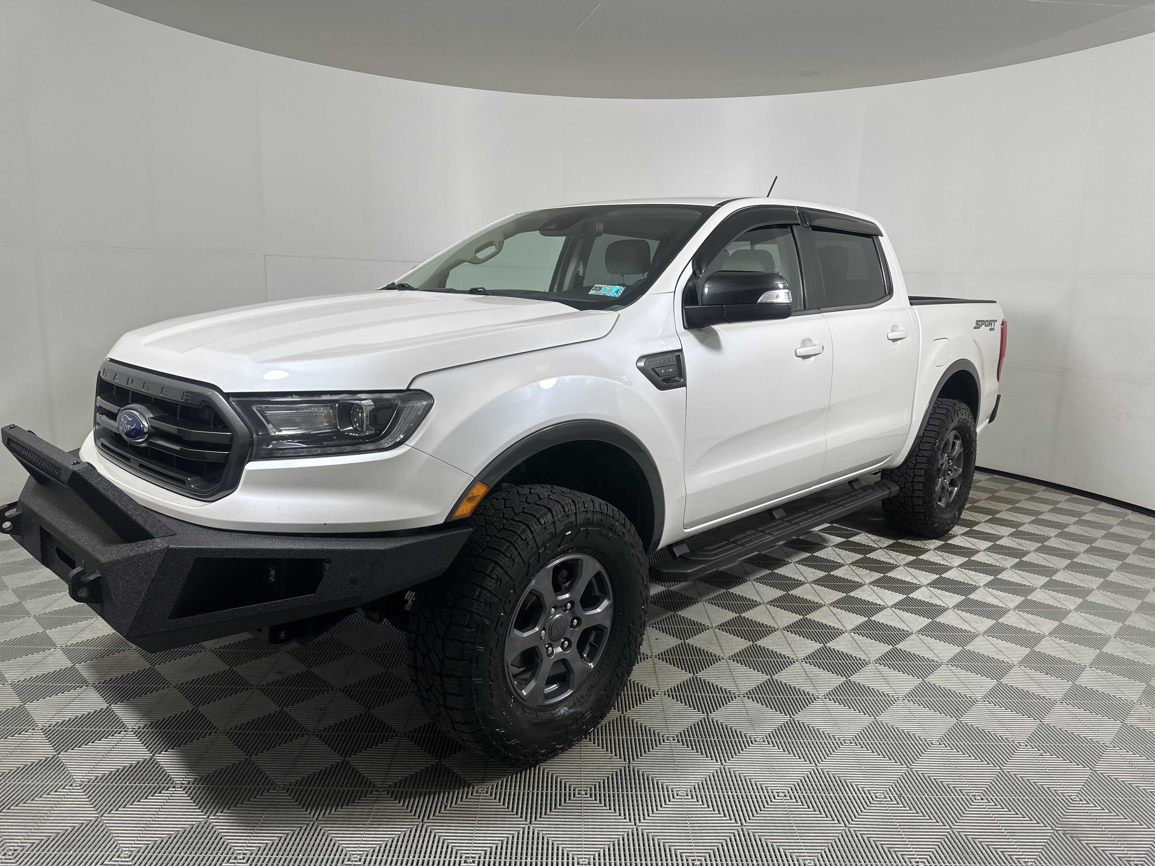 Used 2019 White Ford  image 3
