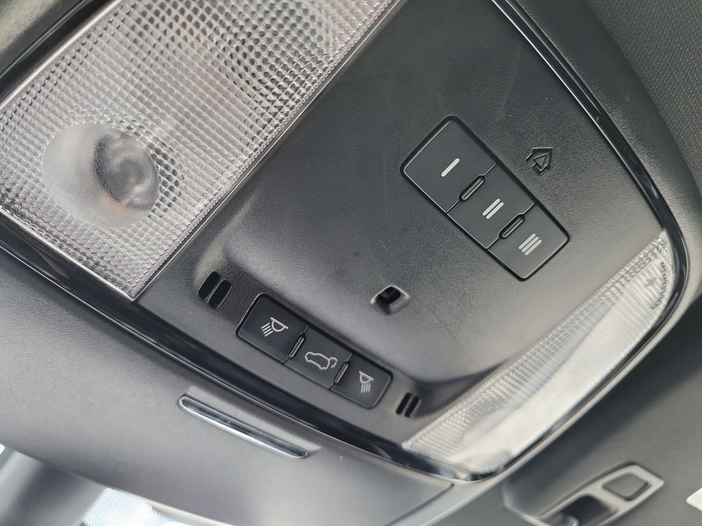 Used 2022 White Dodge R/T image 29