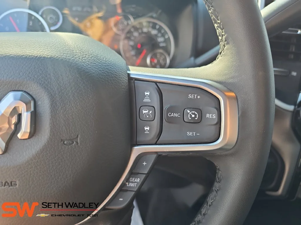Used 2025  Ram Big Horn image 17
