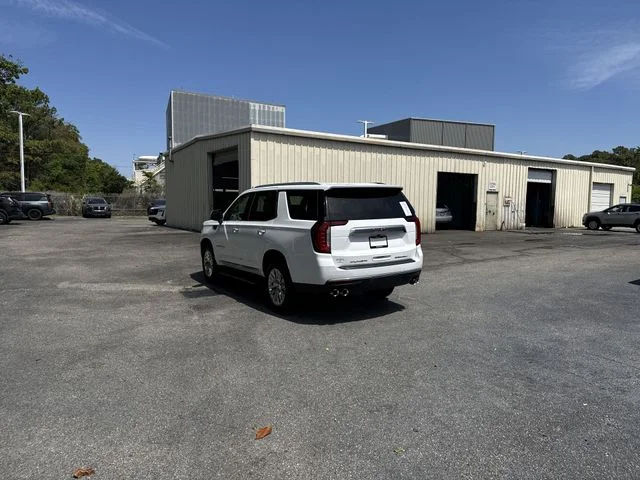 Used 2021 White GMC Denali image 7