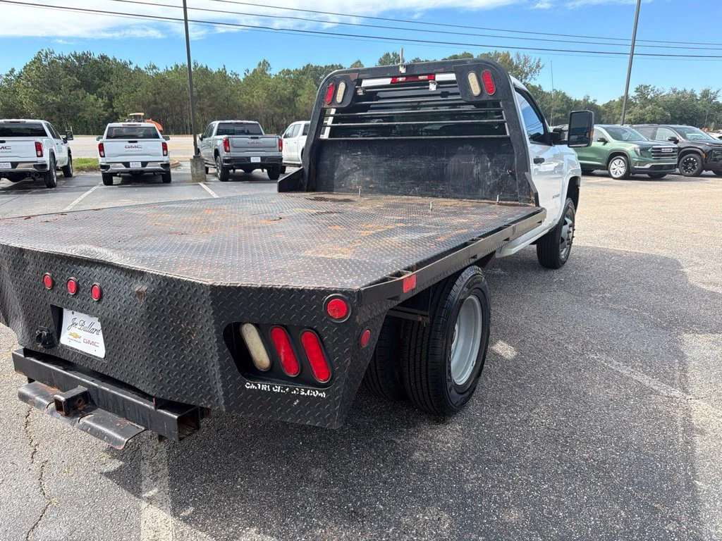 Used 2017 SUMMIT WHITE Chevrolet Work Truck image 5