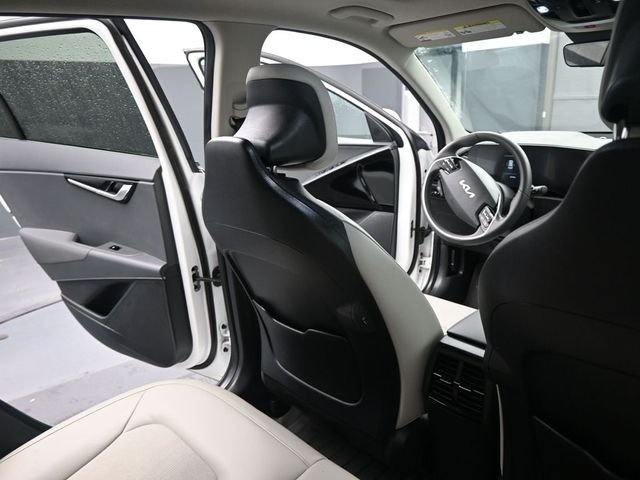 Used 2024 White Kia EX Touring image 2