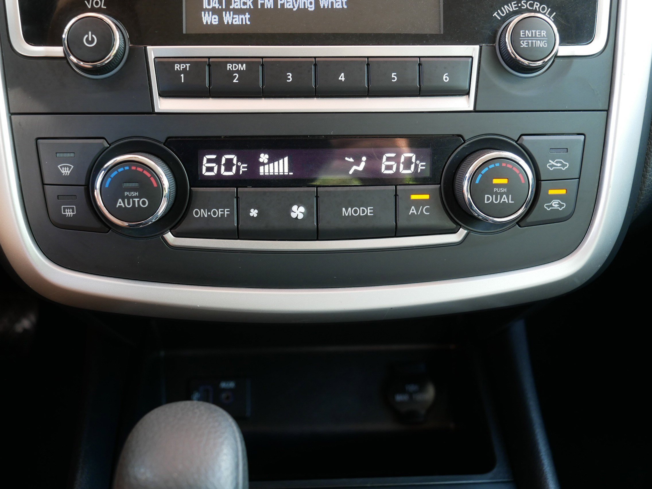Certified Used 2017 Gun Metallic Nissan 2.5 SV image 23