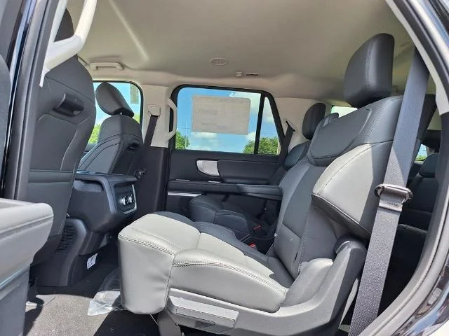 New 2026 Agate Black Metallic Ford Active image 35