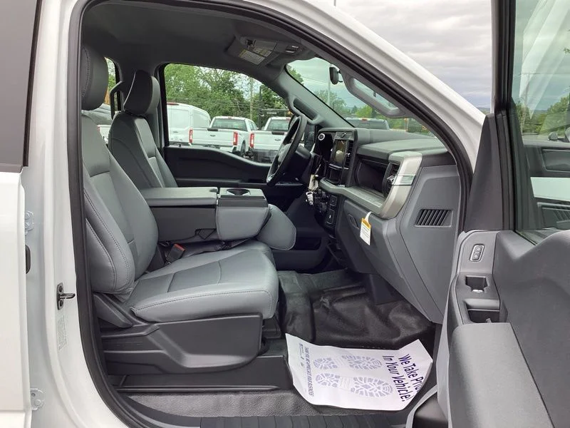 2026 Ford F-350 Super Duty XL - Photo 13