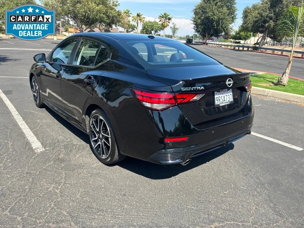Used 2025 Super Black Nissan SR image 5