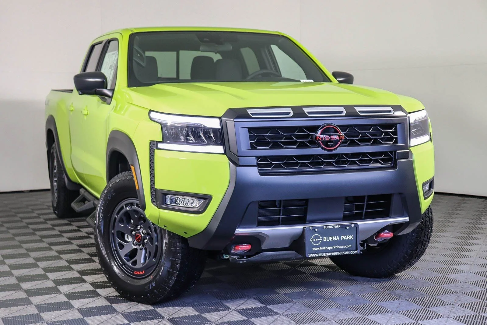 2026 Nissan Frontier PRO-4X Crew Cab 4X4 LWB's photo