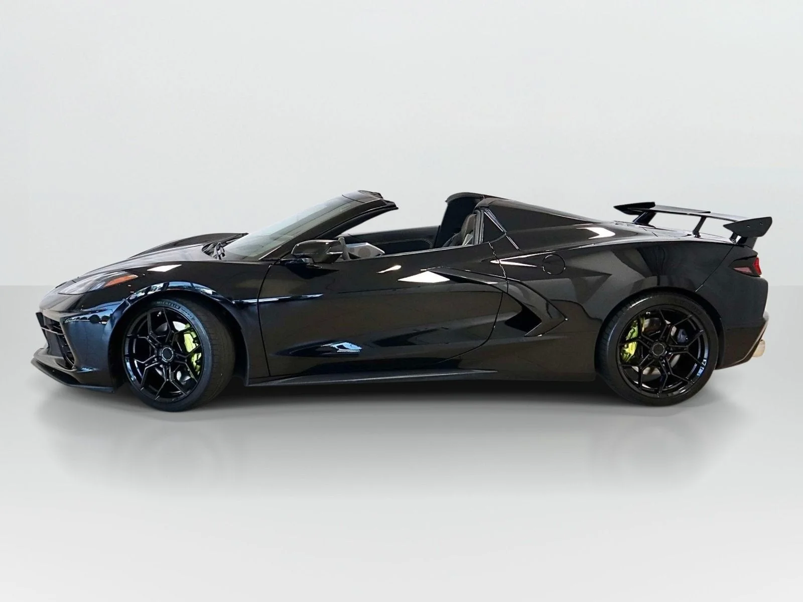Used 2023 Black Chevrolet 3LT image 2