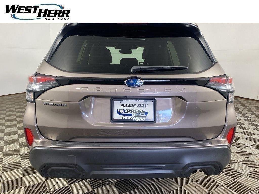 Used 2025 Brilliant Bronze Metallic Subaru Premium image 46