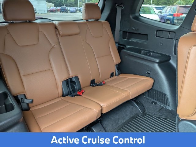 Used 2025 Black Kia EX X-Line image 35