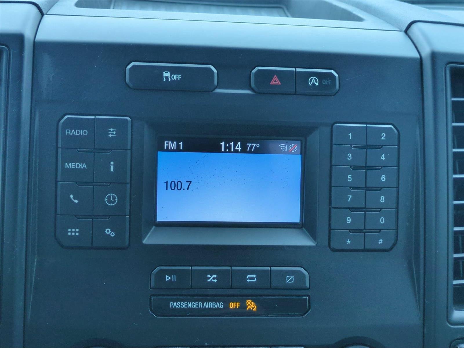Used 2019 Oxford White Ford XL image 25