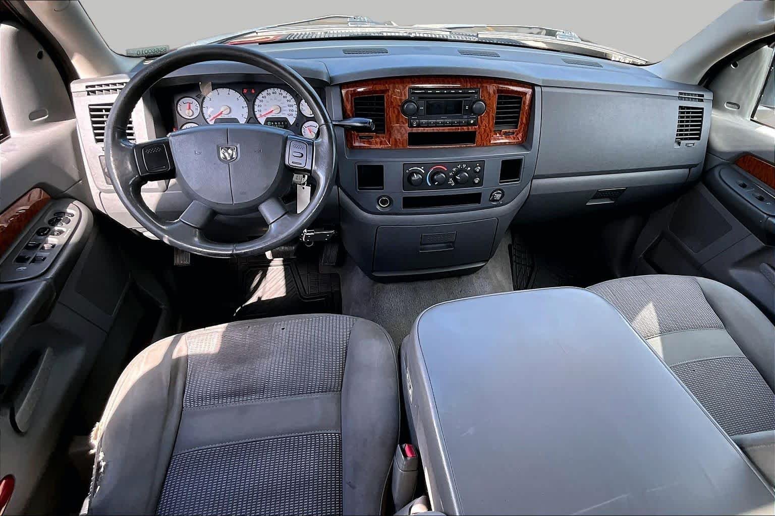 Used 2006 Inferno Red Crystal Pearl Dodge ST image 15