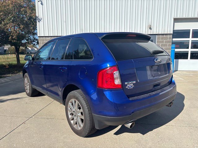 Used 2014 Blue Ford SEL image 8