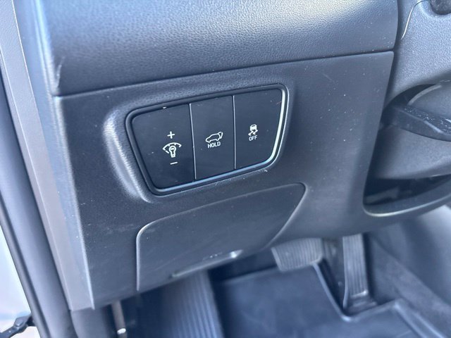 Used 2024 White Pearl Hyundai SEL image 15