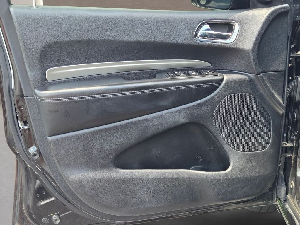 Used 2014 Black Dodge SXT image 20