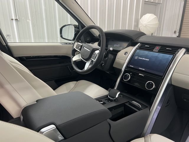 2026 Land Rover Discovery S - Photo 21