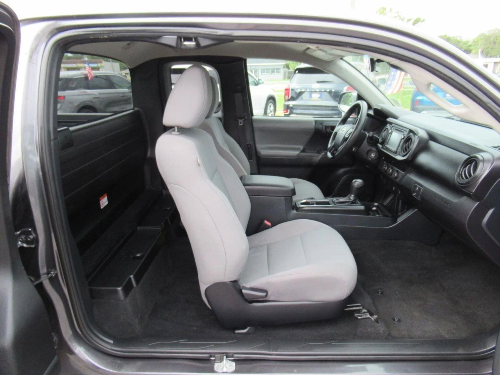 Used 2019 Silver Toyota SR image 11