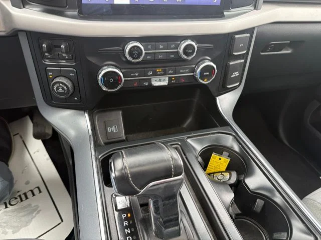 Used 2023 Avalanche Ford XLT image 14