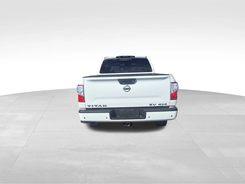Used 2022 Glacier White Nissan SV image 12