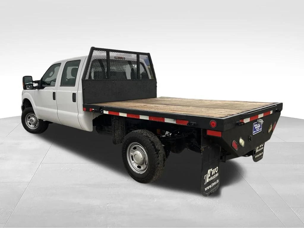 Used 2016 White Ford XL image 7