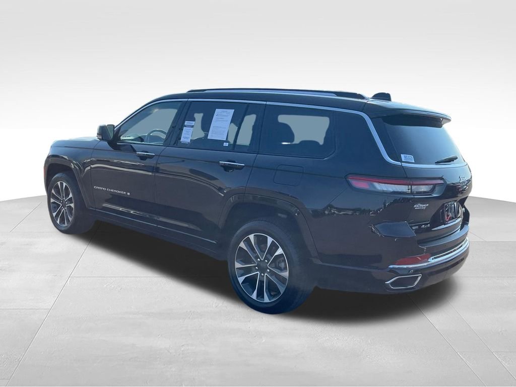 Used 2022 Black Jeep Overland image 3
