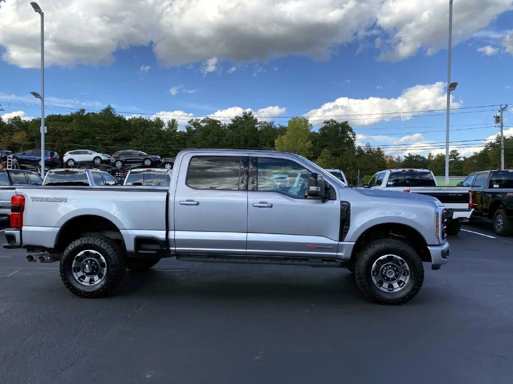 Used 2024 Silver Metallic Ford Lariat image 2
