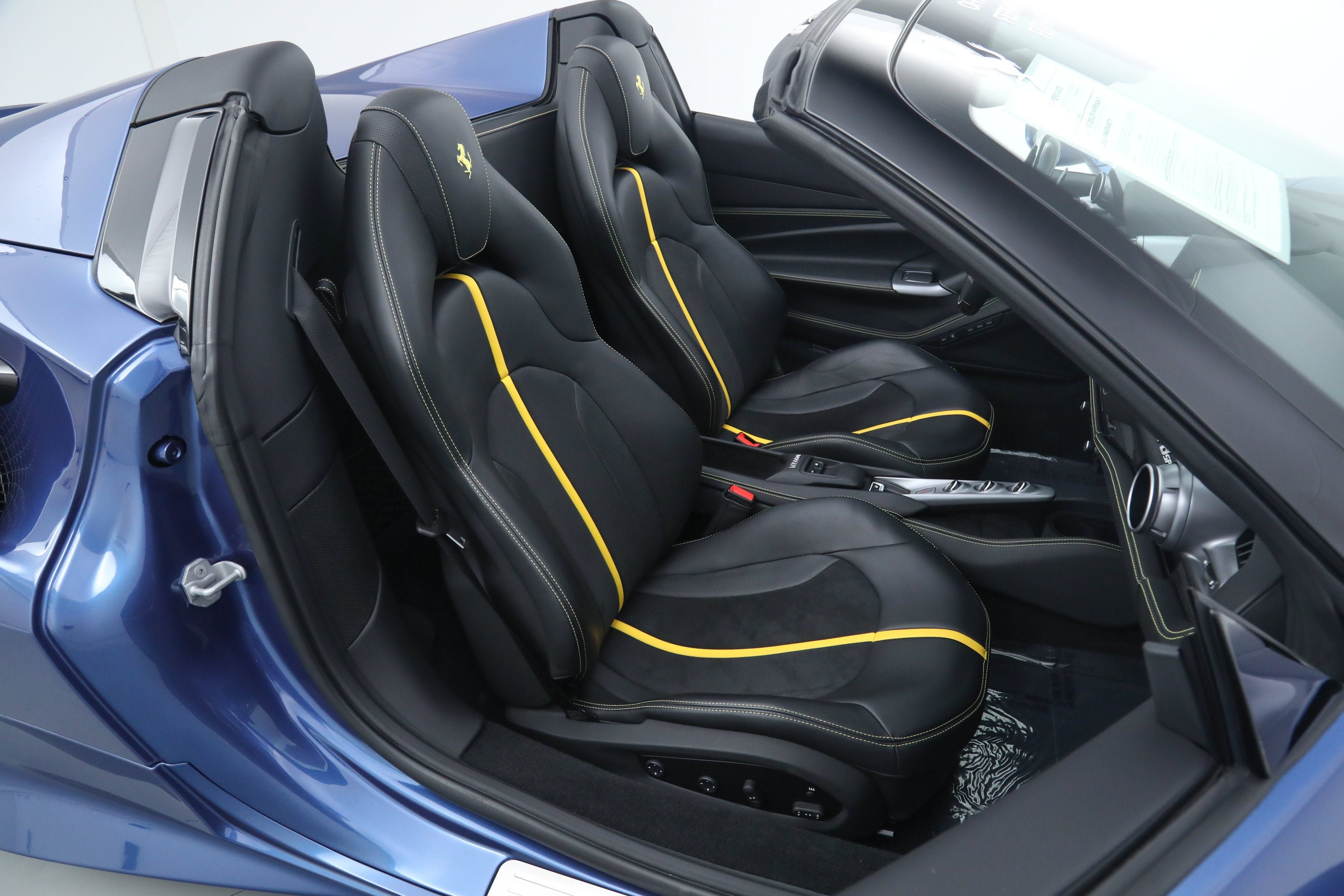 Certified Used 2023 Blu Mirabeau Ferrari  image 23