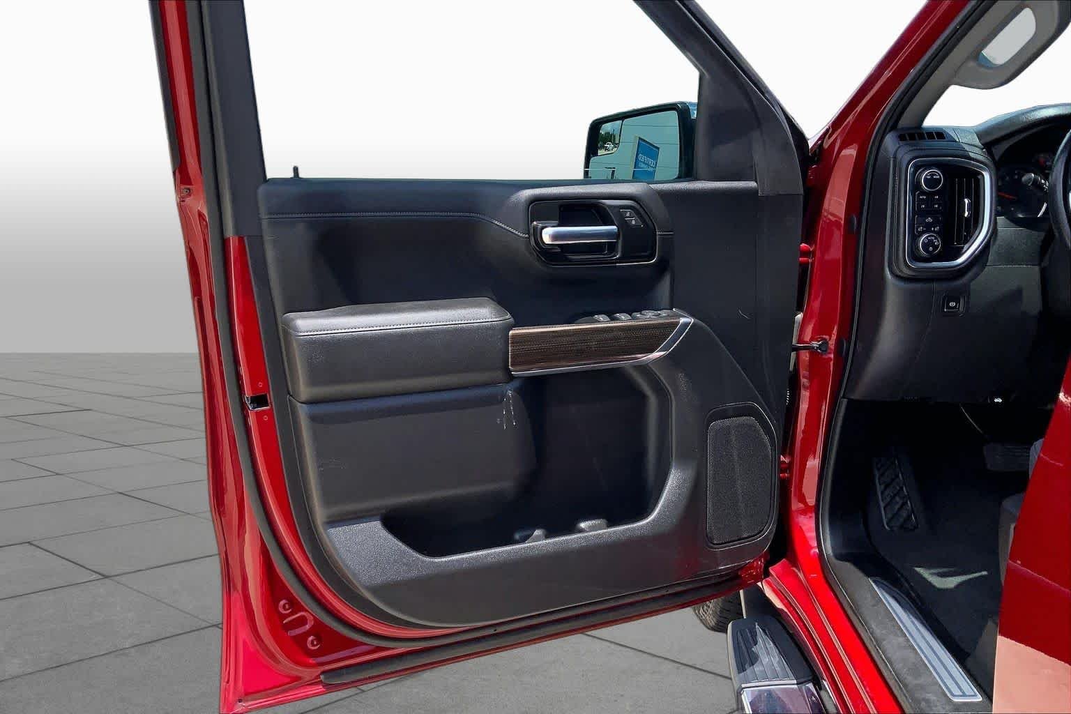 Used 2022 Cherry Red Tintcoat Chevrolet LT image 21