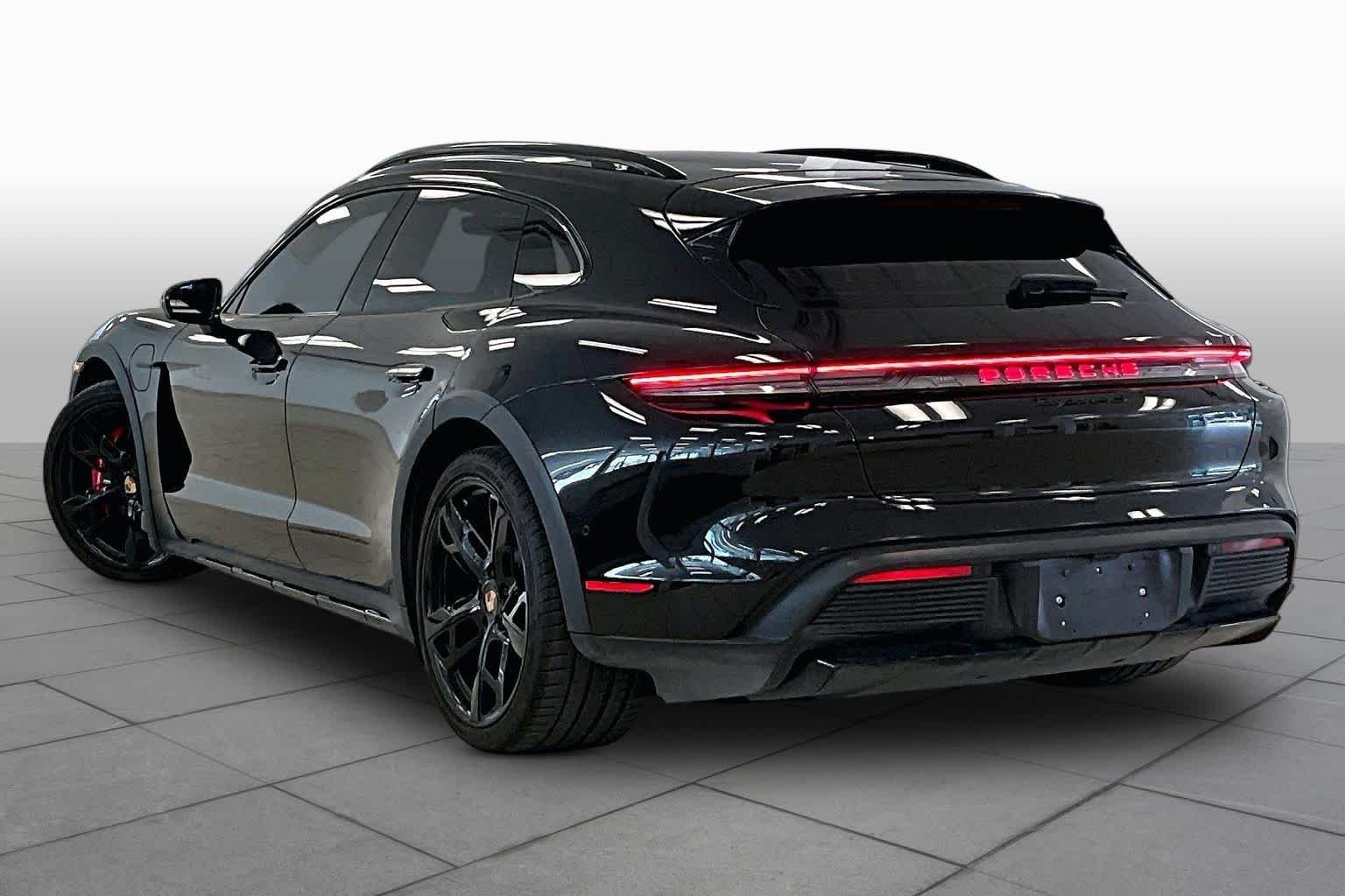 Used 2025 Black Porsche 4S image 10