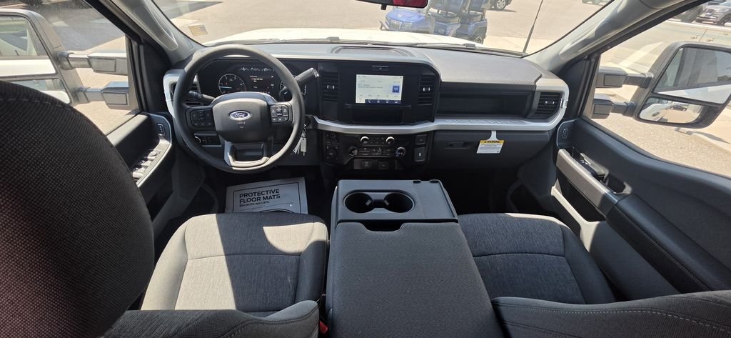 New 2026 Oxford White Ford F-250® XL image 26