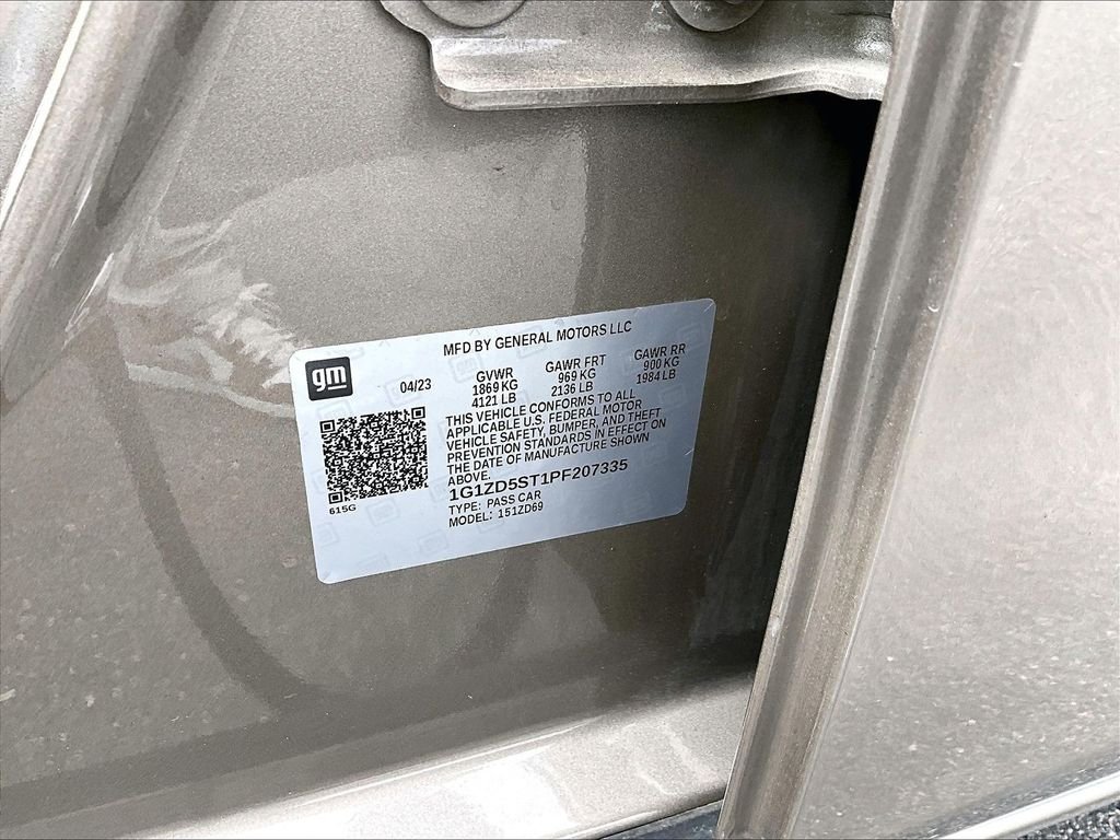 Used 2023 Mineral Gray Metallic Chevrolet  image 33