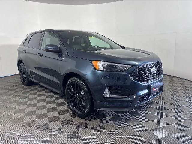 2024 Ford Edge ST-Line AWD's photo
