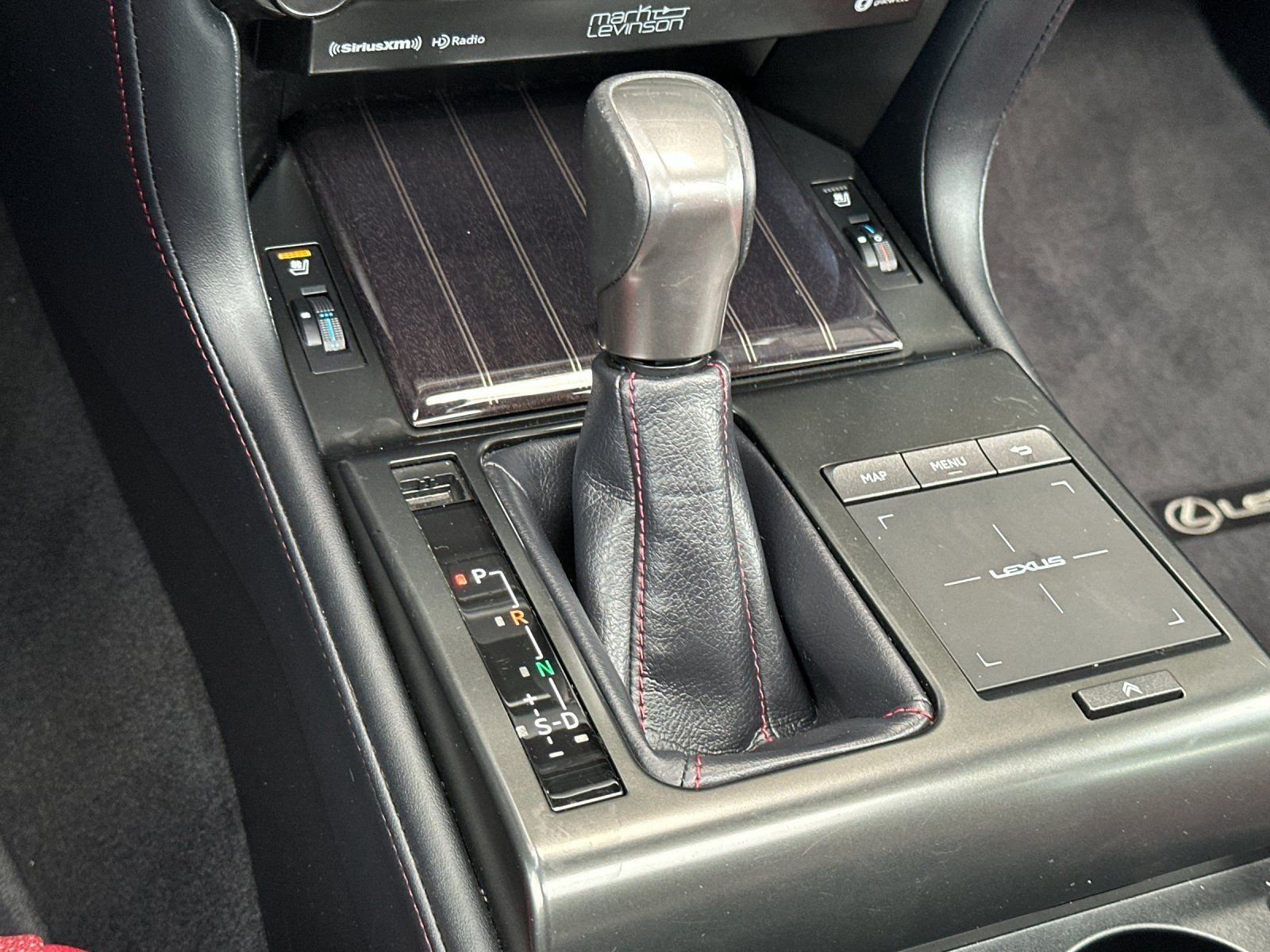 Used 2022 Silver Lexus 460 image 24